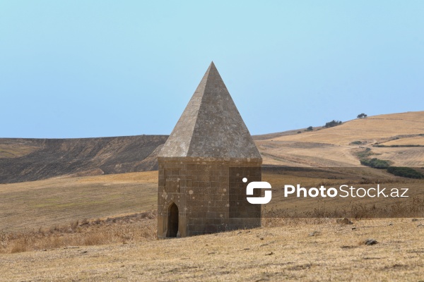 Şamaxıda yerləşən XVII əsrə aid Kələxana türbələr kompleksi