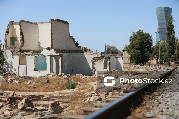 Nizami rayonundakı "Şanxay" yaşayış massivindən geriyə qalanlar