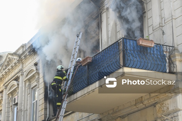 Bakının Lev Tolstoy küçəsində baş verən yanğın
