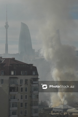 Bakının Lev Tolstoy küçəsində baş verən yanğın