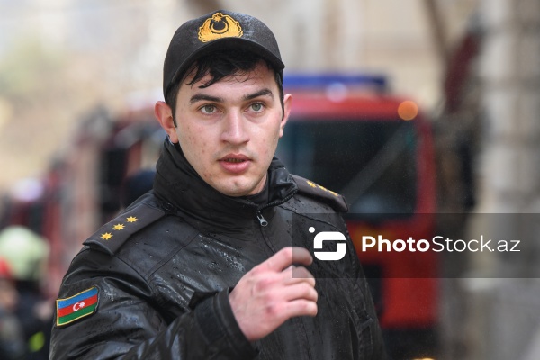 Bakının Lev Tolstoy küçəsində baş verən yanğın