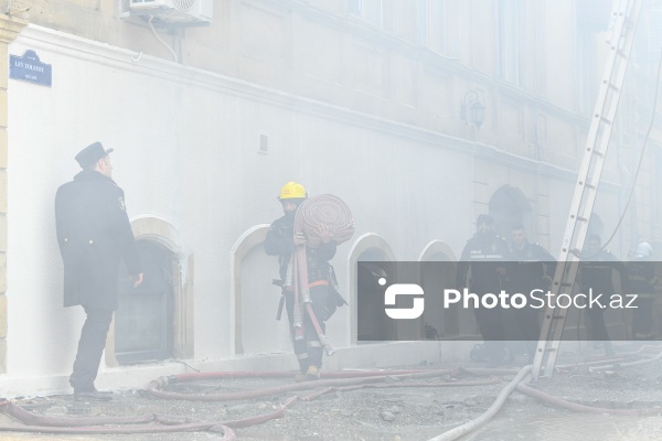 Bakının Lev Tolstoy küçəsində baş verən yanğın