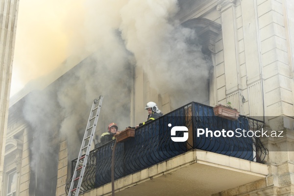 Bakının Lev Tolstoy küçəsində baş verən yanğın