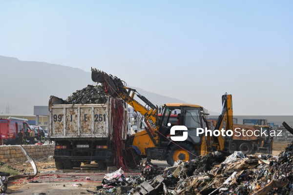“Sədərək” ticarət mərkəzindəki yanğın məhdudlaşdırılıb