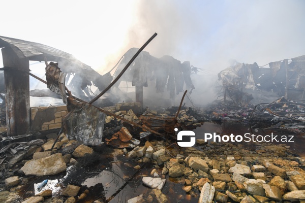 “Sədərək” ticarət mərkəzindəki yanğın məhdudlaşdırılıb
