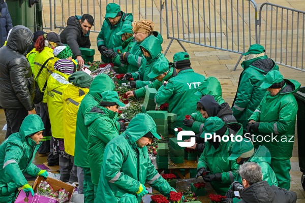 Şəhidlər xiyabanında 20 Yanvar faciəsinin ildönümü ilə bağlı aparılan hazırlıq işləri