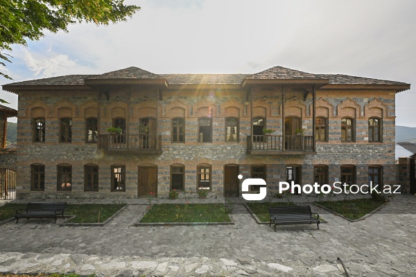 Şəki Xalq Tətbiqi Sənəti Muzeyinin binası
