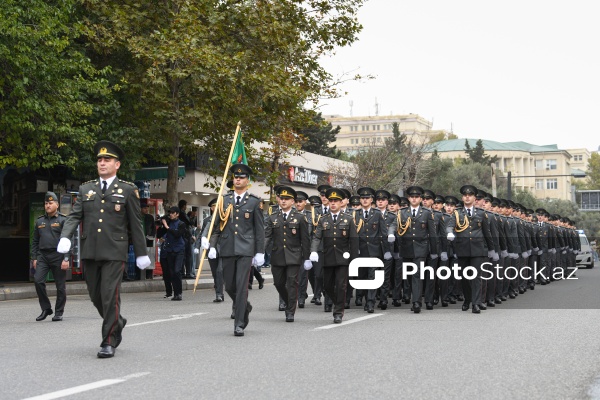 Nərimanov rayonundan başlayan Zəfər Günü yürüşü