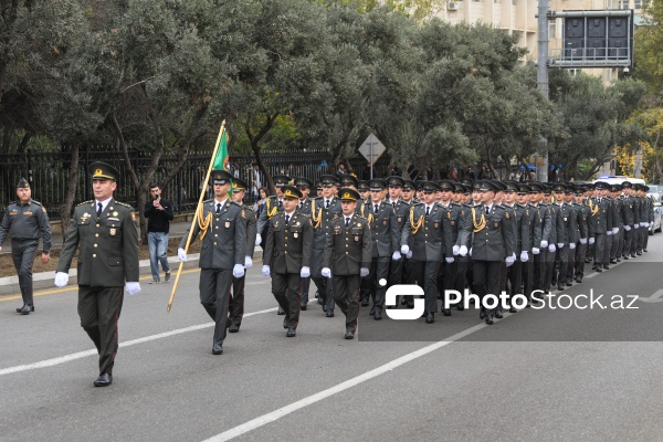 Nərimanov rayonundan başlayan Zəfər Günü yürüşü