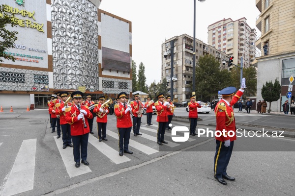Nərimanov rayonundan başlayan Zəfər Günü yürüşü
