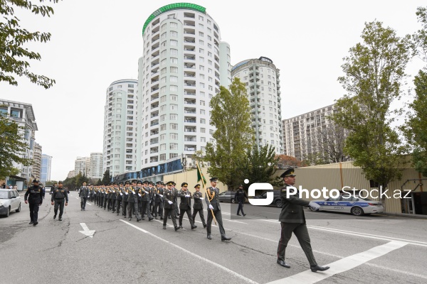 Nərimanov rayonundan başlayan Zəfər Günü yürüşü