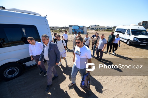 Şüvəlan qəsəbəsindəki çimərliklərə təşkil olunan mediatur