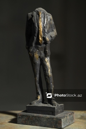 Sənətkar ailəsində yetişən heykəltəraş Güntay Hüseynli