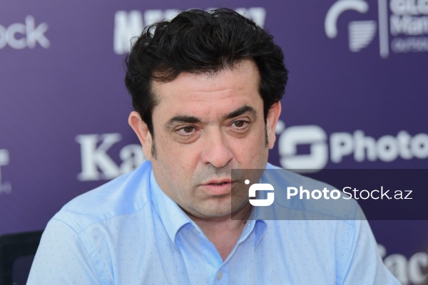 Aktyor, rejissor və ssenarist Səyavuş Hüseynli