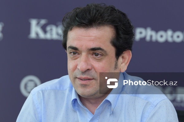 Aktyor, rejissor və ssenarist Səyavuş Hüseynli