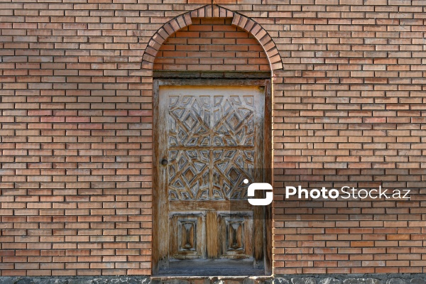 Beş yüz ilə yaxın tarixi olan Şeyx Cüneyd türbəsi