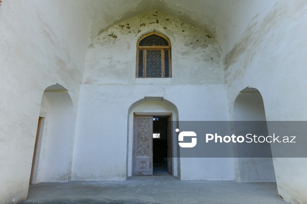 Beş yüz ilə yaxın tarixi olan Şeyx Cüneyd türbəsi
