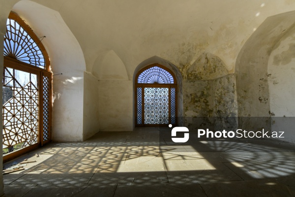 Beş yüz ilə yaxın tarixi olan Şeyx Cüneyd türbəsi