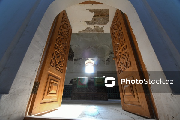 Beş yüz ilə yaxın tarixi olan Şeyx Cüneyd türbəsi