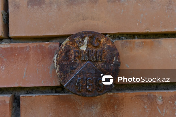 Beş yüz ilə yaxın tarixi olan Şeyx Cüneyd türbəsi