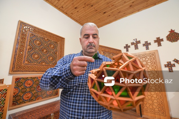 Şəbəkə ənənəsini yaşadan Hüseyn Hacımustafazadə