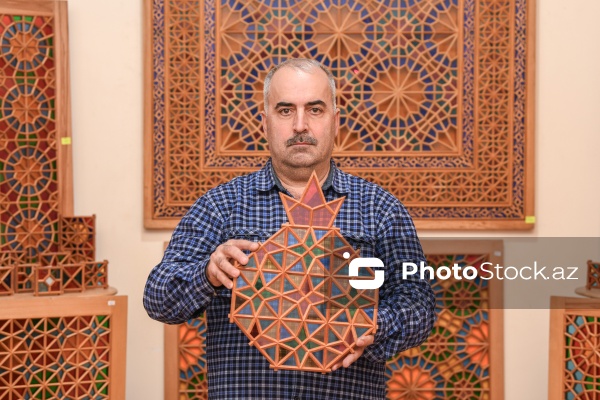 Şəbəkə ənənəsini yaşadan Hüseyn Hacımustafazadə