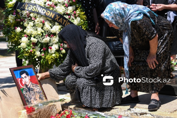 Birinci Qarabağ müharibəsində itkin düşmüş şəhid Elman Cavadovun dəfn mərasimi