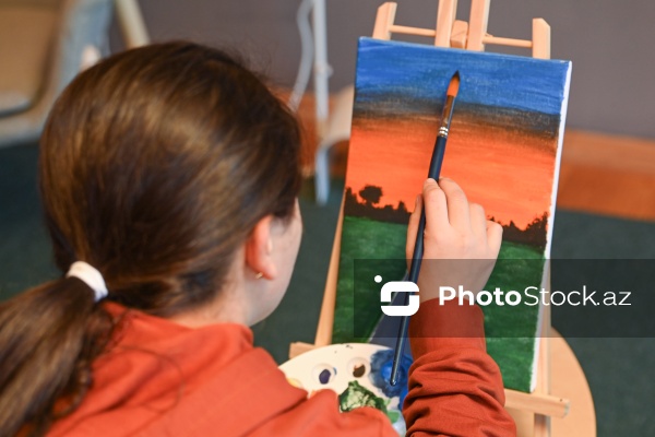 25 noyabr – Qadın Zorakılığına qarşı Beynəlxalq Mübarizə Günü