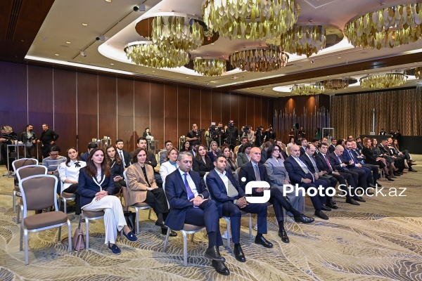 Liderlik və İnnovasiya üzrə IE Mərkəzinin yaradılması üzrə Anlaşma Memorandumunun imzalanma mərasimi