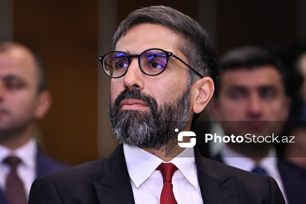 Rövşən Nəcəf - Liderlik və İnnovasiya üzrə IE Mərkəzinin yaradılması üzrə Anlaşma Memorandumunun imzalanma mərasimində