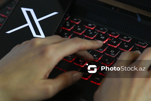 "X" sosial şəbəkəsi