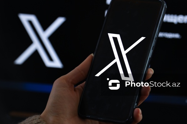 "X" sosial şəbəkəsi