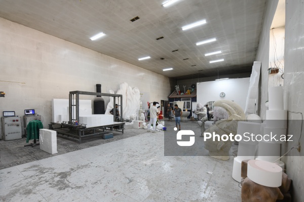 Rəngarəng və fərqli dizaynlı strafor kəsimləri