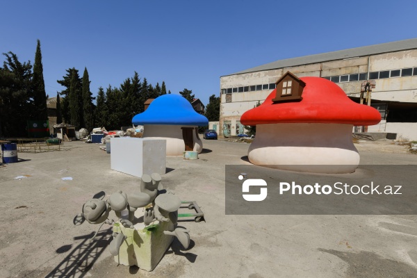 Rəngarəng və fərqli dizaynlı strafor kəsimləri