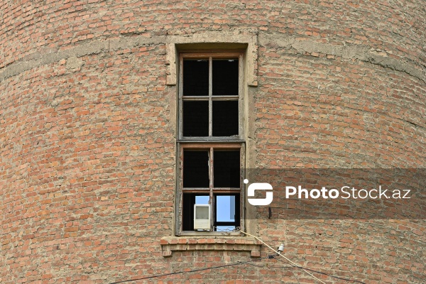 Səngəçalda yerləşən qədim su qülləsi