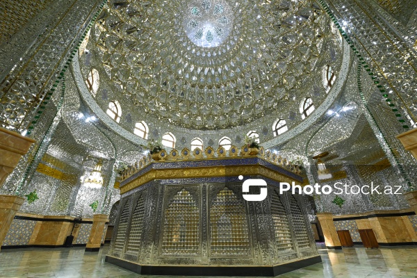 Şüvəlan qəsəbəsində yerləşən "Mir Mövsüm Ağa" ziyarətgah kompleksi