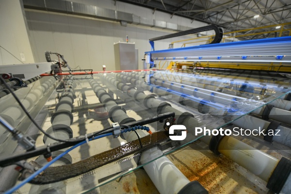 Azərbaycanda vərəqə şüşə istehsal edən ilk zavod