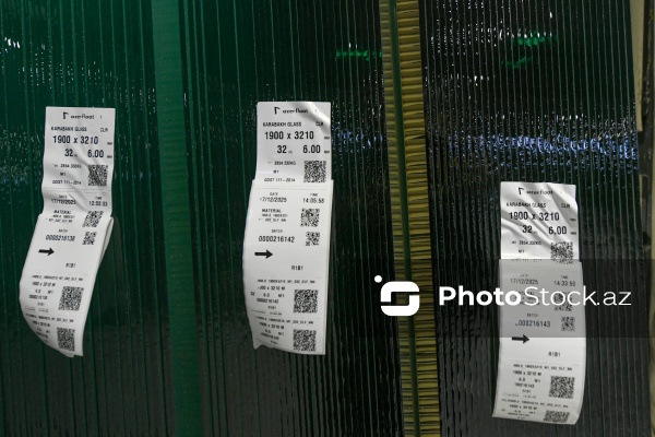 Azərbaycanda vərəqə şüşə istehsal edən ilk zavod