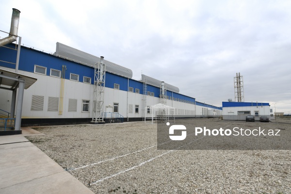 “Azerfloat” şüşə istehsalı zavodunun binası