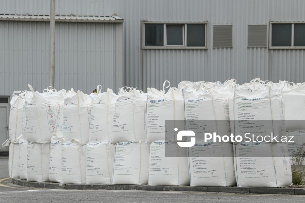 Azərbaycanda vərəqə şüşə istehsal edən ilk zavod