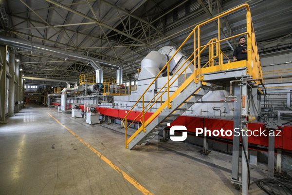Azərbaycanda vərəqə şüşə istehsal edən ilk zavod