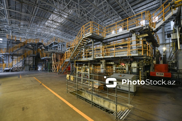 Azərbaycanda vərəqə şüşə istehsal edən ilk zavod