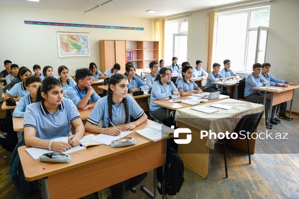 Suraxanı rayonu, Yeni Günəşli qəsəbəsi, 282 nömrəli tam orta məktəb