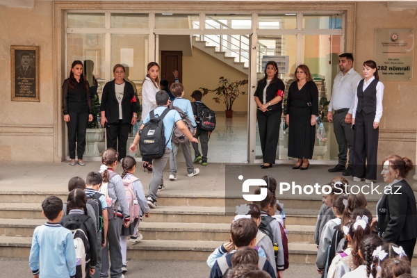 Suraxanı rayonu, Yeni Günəşli qəsəbəsi, 282 nömrəli tam orta məktəb