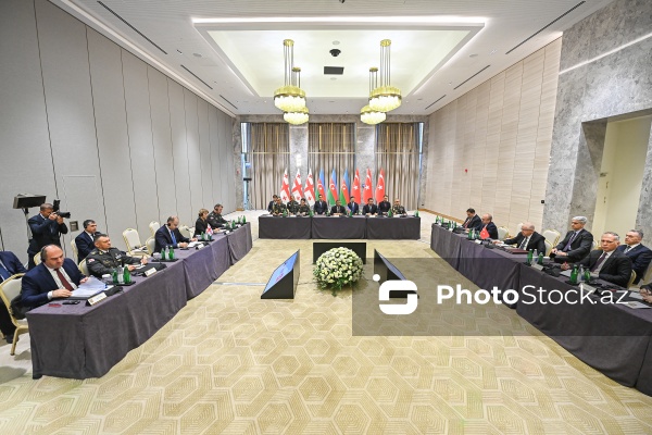 Şuşada keçirilən Azərbaycan, Türkiyə və Gürcüstan müdafiə nazirlərinin üçtərəfli görüşü