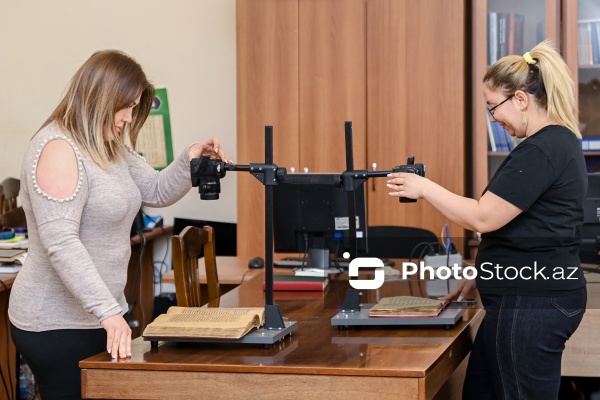 Bir zamanlar Tağıyevin Qızlar məktəbinin yerləşdiyi Əlyazmalar İnstitutu