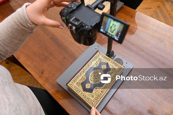 Bir zamanlar Tağıyevin Qızlar məktəbinin yerləşdiyi Əlyazmalar İnstitutu