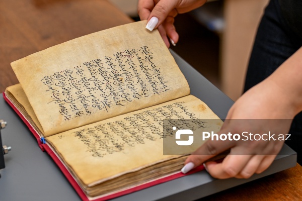 Bir zamanlar Tağıyevin Qızlar məktəbinin yerləşdiyi Əlyazmalar İnstitutu