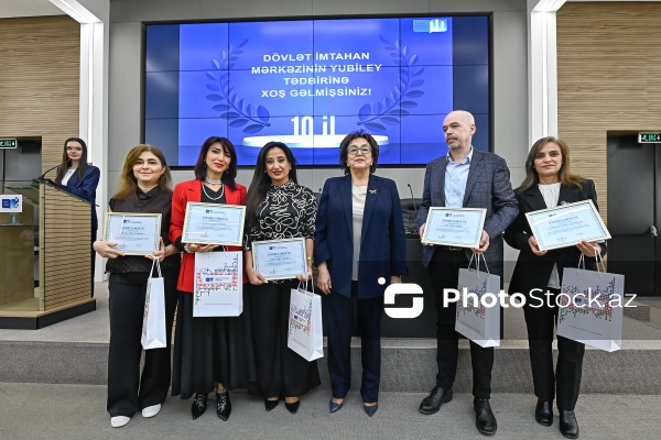 “Tam orta təhsil səviyyəsində xarici dil fənləri üzrə qiymətləndirmə: yeni yanaşmalar və perspektivlər” mövzusunda keçirilən tədbir