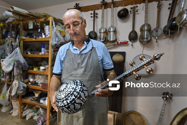 Milli musiqi alətləri ustası Musa Yaqubov